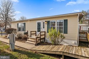 738 ASPEN CIR, RED HILL, PA