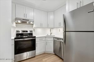 87 ARROWOOD RD D, MANALAPAN, NJ
