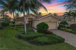 9197 CAMPANILE CIR, NAPLES, FL