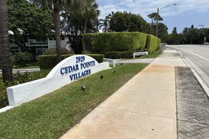 2929 SE OCEAN BLVD J10, STUART, FL