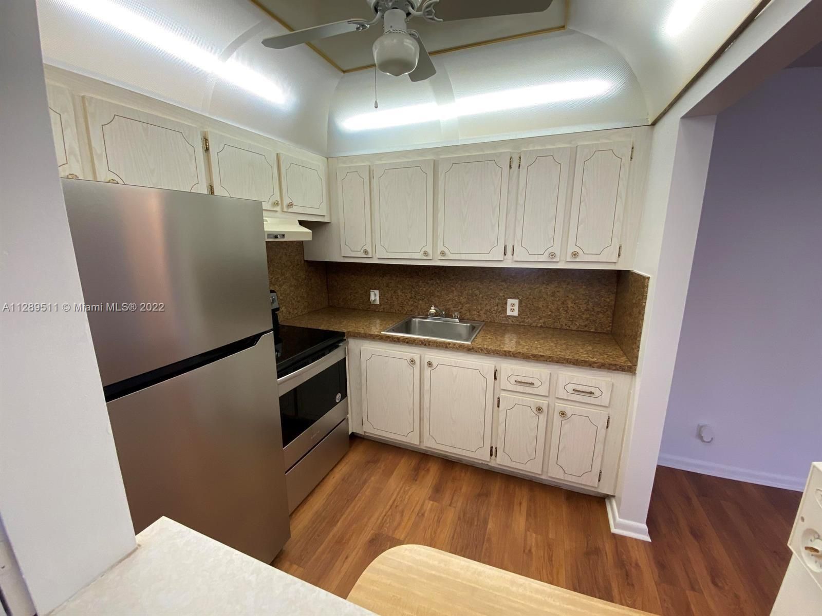 image of property at 381 Fanshaw J 381