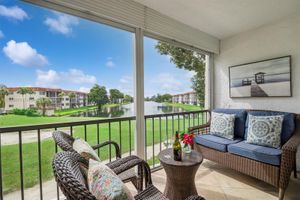 411 S HOLLYBROOK DR 204, PEMBROKE PINES, FL