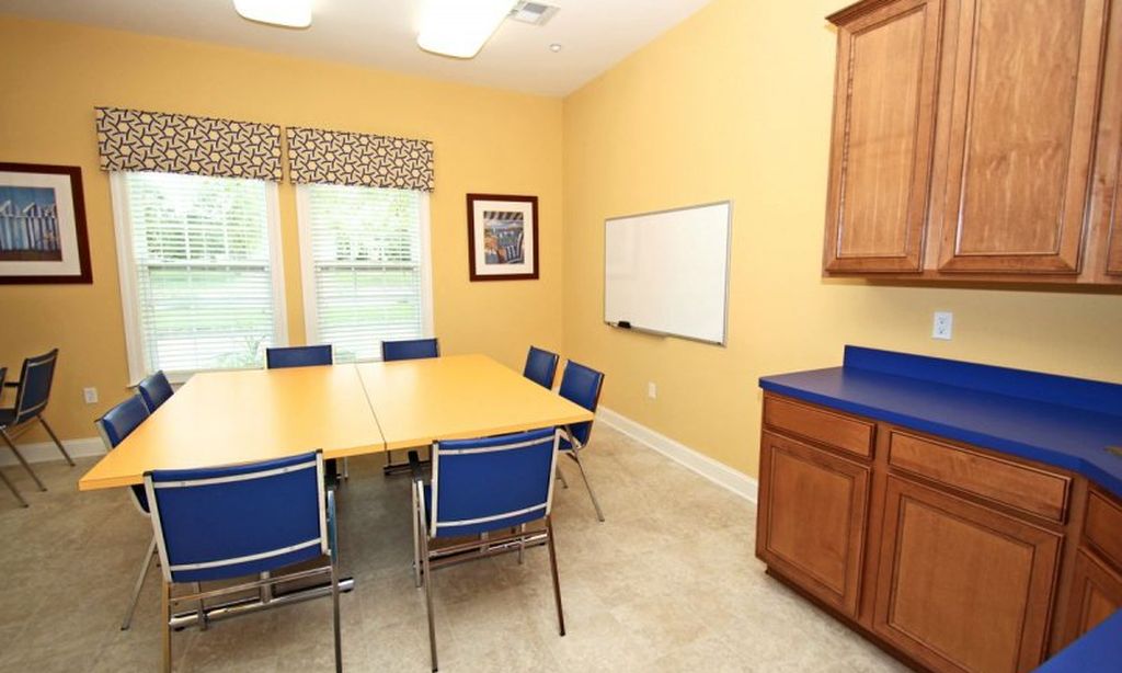 Arts & Crafts Studio