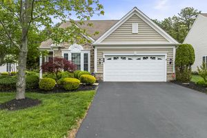 8 CHALFONT LN, MANCHESTER, NJ