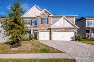 110 W NORTHSTONE RD, MOORESVILLE, NC