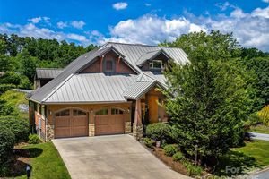 20 NARROWS RUN LOOP, HENDERSONVILLE, NC