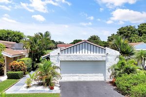 5695 AINSLEY CT, BOYNTON BEACH, FL