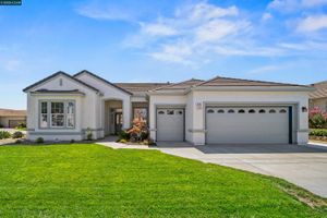 620 BALDWIN DR, BRENTWOOD, CA