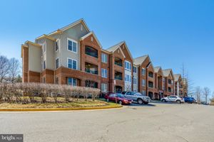 7065 HERITAGE HUNT DR 108, GAINESVILLE, VA