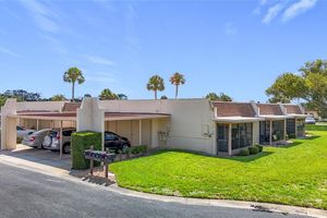 11135 CARRIAGE HILL DR 6, PORT RICHEY, FL