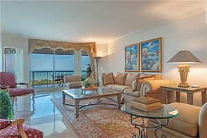 7117 PELICAN BAY BLVD 1806, NAPLES, FL