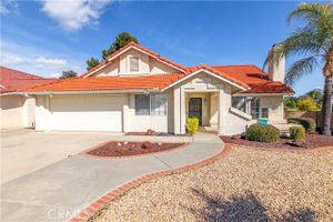 1886 ASH TREE LN, HEMET, CA