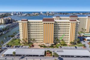 4550 COVE CIR APT 207, ST PETERSBURG, FL