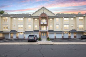 2307 AMBASSADOR CT, SOMERSET, NJ