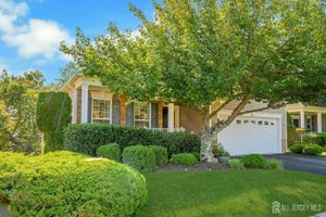 476 CROSSFIELDS LN, SOMERSET, NJ