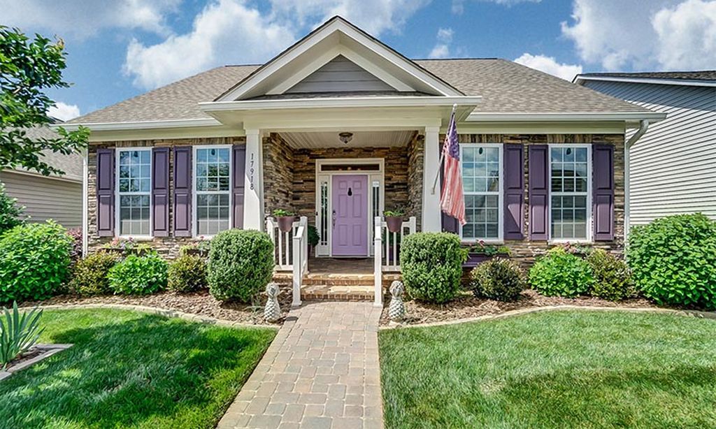 Single-Family Homes & Condos