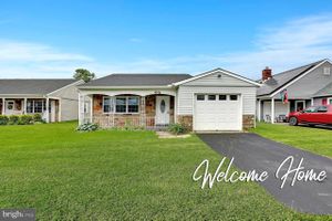 63 MARLBOROUGH DR, SOUTHAMPTON, NJ