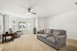 423 FOREST GLEN CIR, MURFREESBORO, TN