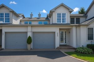 666 VERONA DR, MELVILLE, NY