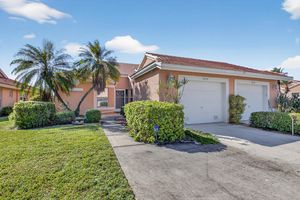 5634 ROYAL LAKE CIR, BOYNTON BEACH, FL