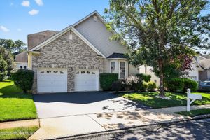 211 BRADWICK WAY, MARLBORO, NJ
