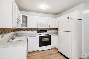 350 S CLINTON ST APT 12A, DENVER, CO
