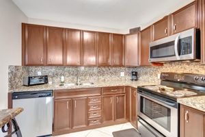 4049 WOLVERTON C C, BOCA RATON, FL