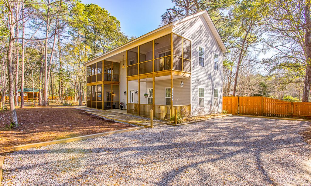 Low-Maintenance Single-Family Homes