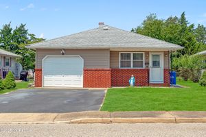 6 BARBUDA ST, TOMS RIVER, NJ