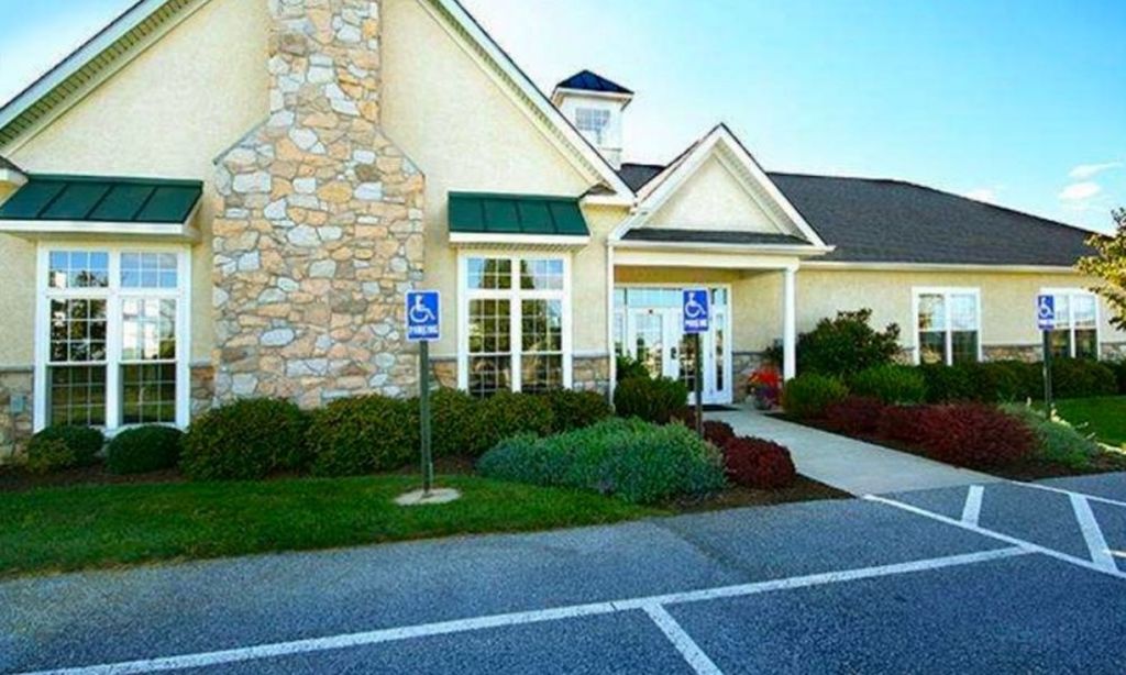 Clubhouse - 6,000 Sq. Ft.