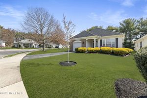 17 EVERGREEN SPRINGS DR, LAKEWOOD, NJ