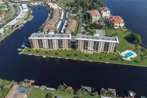 4260 SE 20TH PL 404, CAPE CORAL, FL