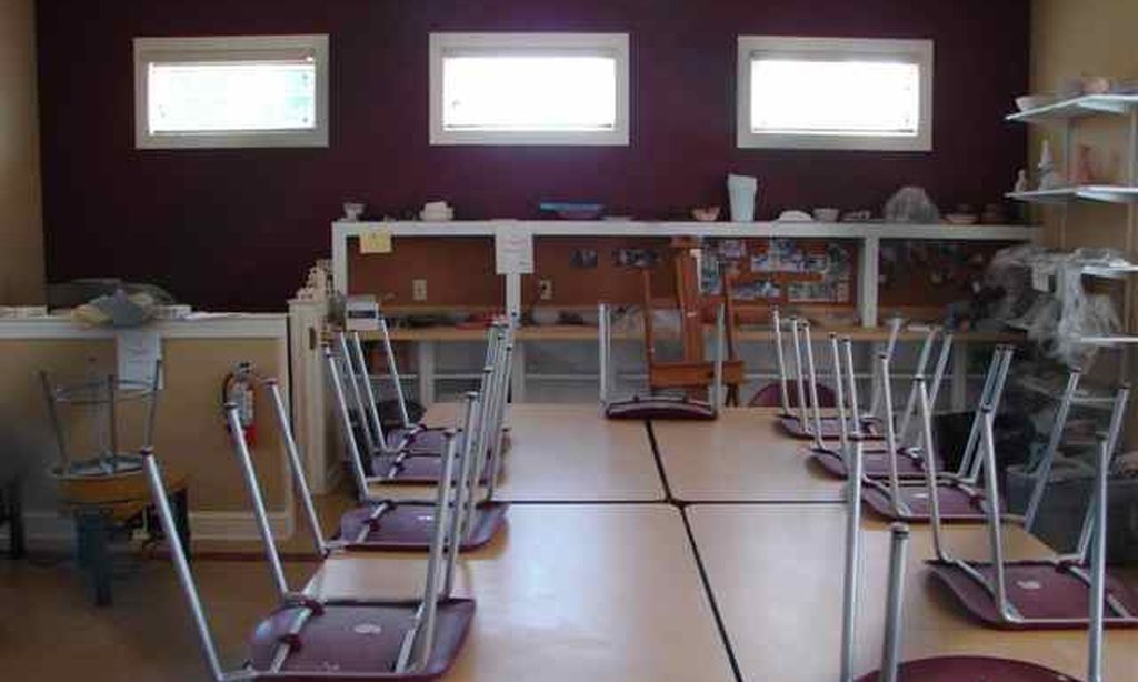 Arts & Crafts Studio