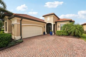 23463 WAVERLY CIR, VENICE, FL