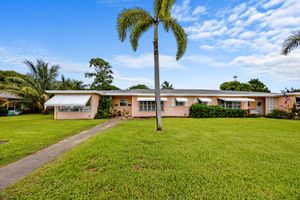 355 MAIN BLVD B, BOYNTON BEACH, FL