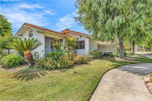 2197 VIA MARIPOSA E UNIT E B, LAGUNA WOODS, CA