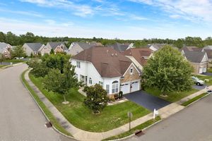 21 HINGHAM LN, BARNEGAT, NJ