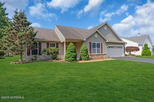 4 AARON CT, MANCHESTER, NJ