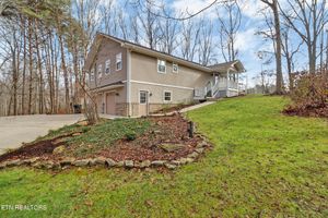 14 BERKELEY SQ, CROSSVILLE, TN
