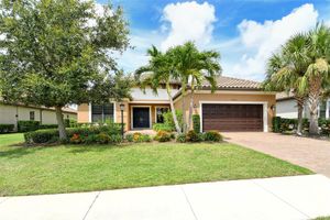 4916 TIVOLI RUN, BRADENTON, FL