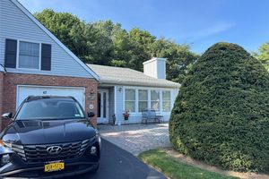 47 STANDISH DR, MOUNT SINAI, NY