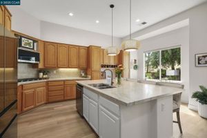 346 GLADSTONE DR, BRENTWOOD, CA