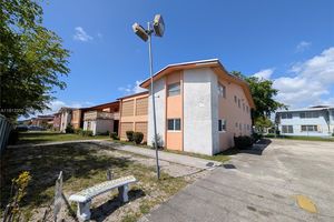 19080 NE 3RD CT 311, MIAMI, FL