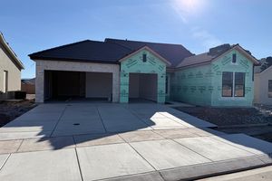 963 W DAVIS AVE, TOQUERVILLE, UT