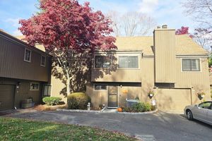 289 AGAWAM DR B, STRATFORD, CT