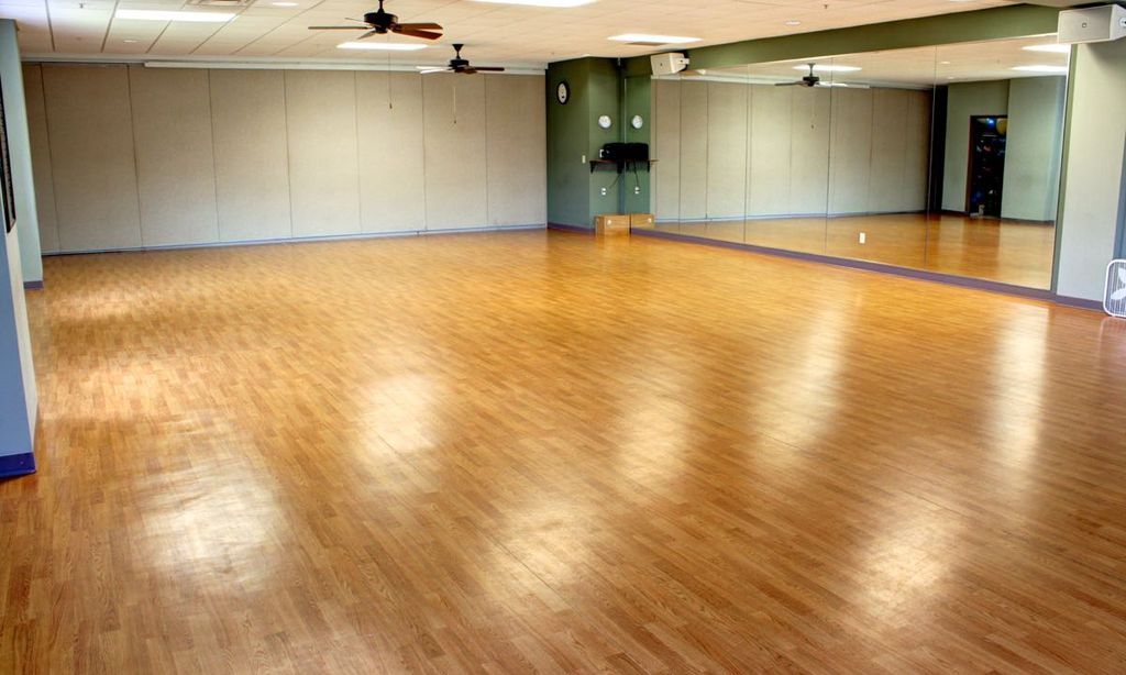 2 Aerobics & Dance Studios