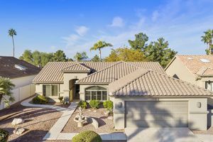 5752 S AMBERWOOD DR, CHANDLER, AZ