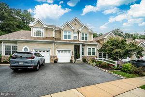 71 DRESNER CIR, UPPER CHICHESTER, PA