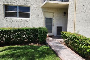 681 S HOLLYBROOK DR APT 110, PEMBROKE PINES, FL