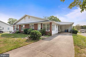 43 SYCAMORE RD # B, MANAHAWKIN, NJ